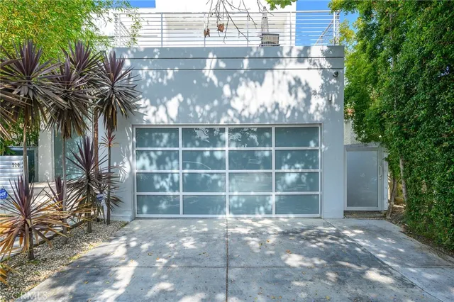 $3,325,000 | 520 North Curson Avenue, Los Angeles, CA 90036