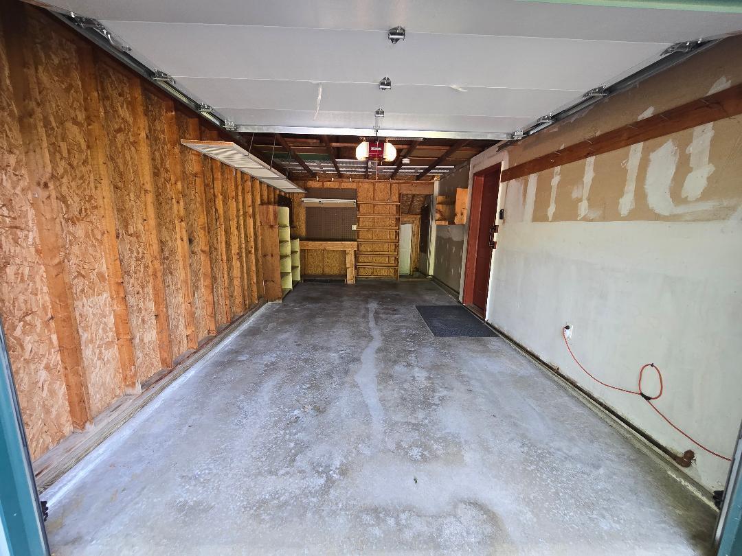 40 Willow Grove Road Brunswick, ME 04011 - Photo 17 of 21 Garage