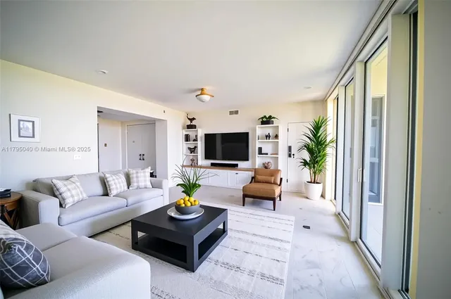 $3,149,000 | 445 Grand Bay Drive, Unit 802, Key Biscayne, FL 33149