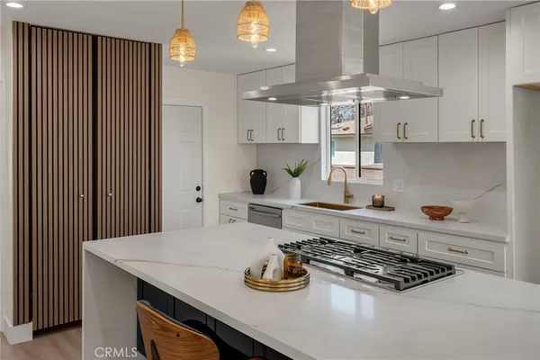 $699,000 | 14625 South Frailey Avenue, Compton, CA 90221