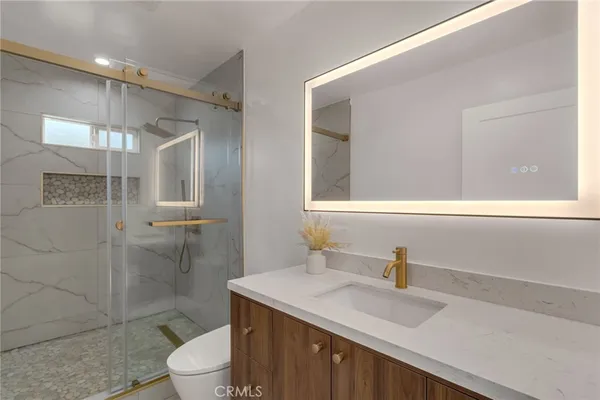 $699,000 | 14625 South Frailey Avenue, Compton, CA 90221