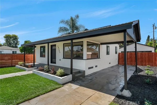 $699,000 | 14625 South Frailey Avenue, Compton, CA 90221