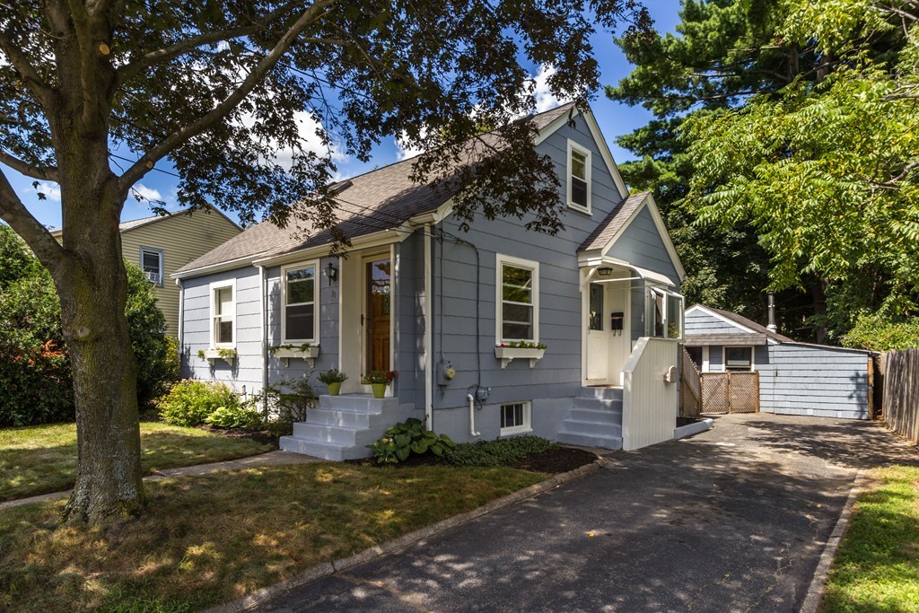 31 Park Road Ashland, MA 01721 - Photo 3 of 30 Gallery Image 3