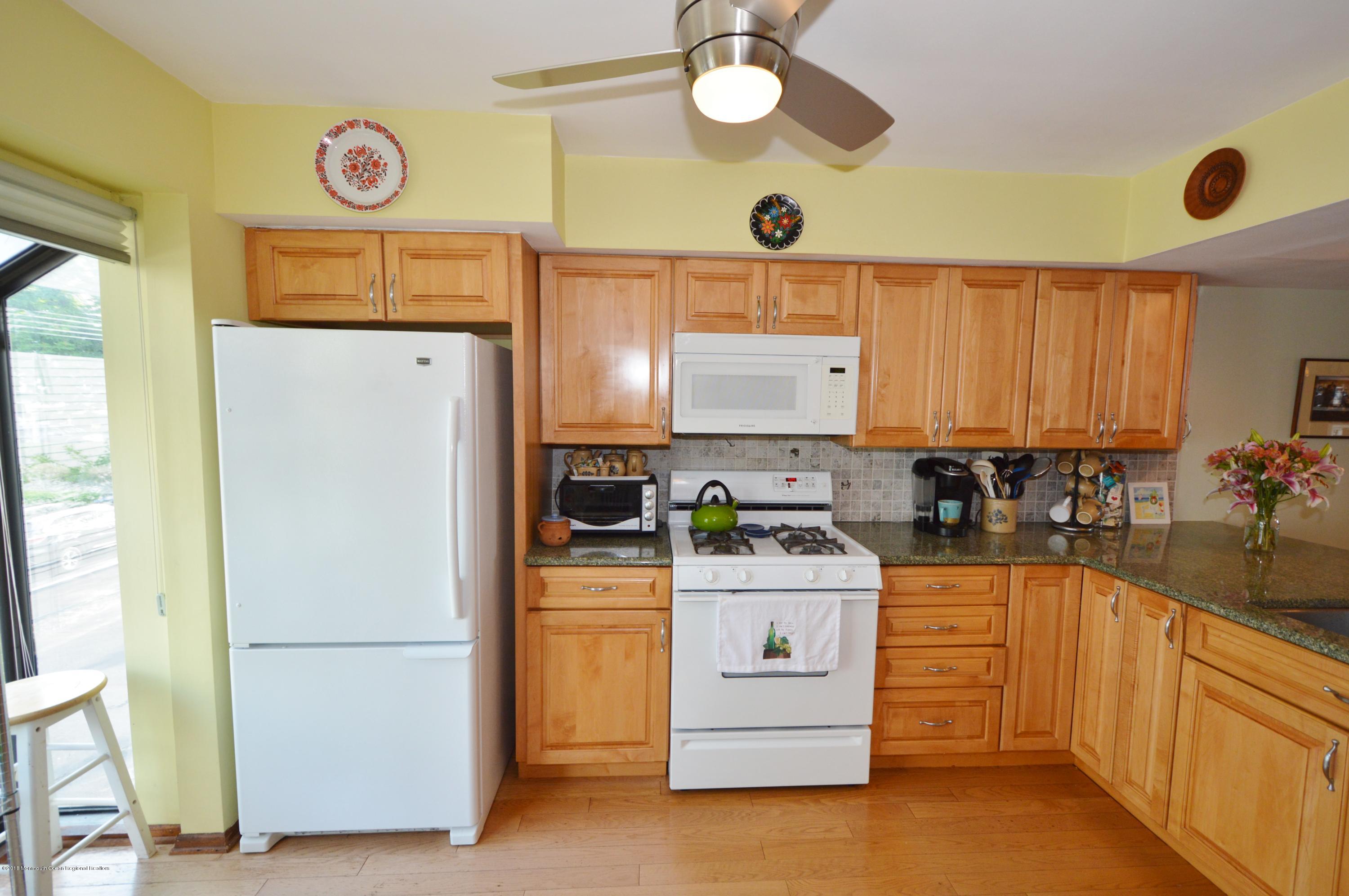 165 Riddle Avenue, Unit 5 Long Branch, NJ 07740 - Photo 21 of 62 LOTS OF CABINETS