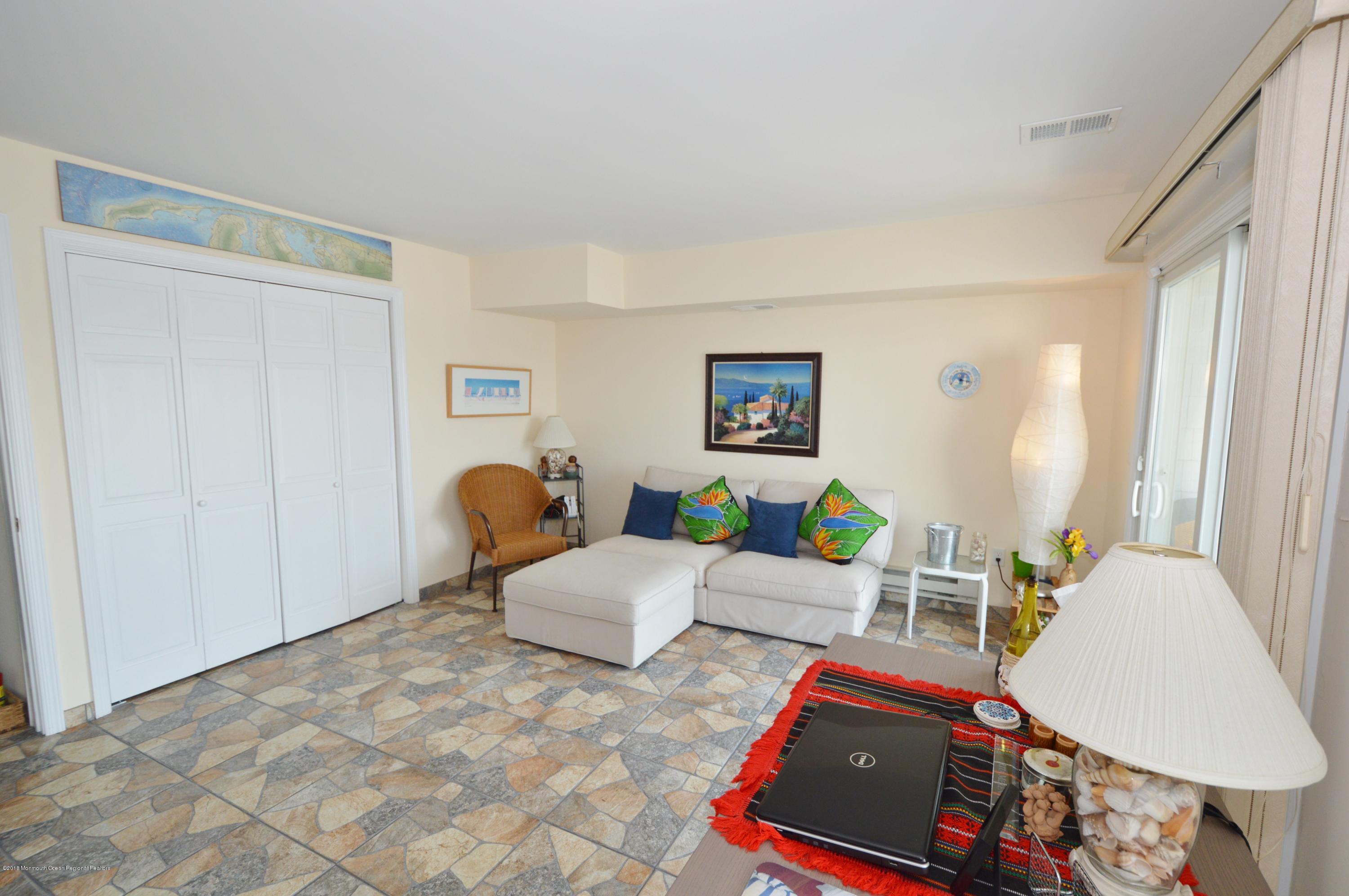 165 Riddle Avenue, Unit 5 Long Branch, NJ 07740 - Photo 6 of 62 FAMILY ROOM