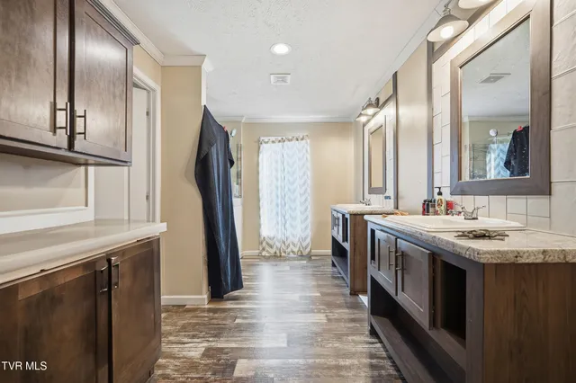 $235,000 | 206 Wampler Avenue Southwest, Wise, VA 24293