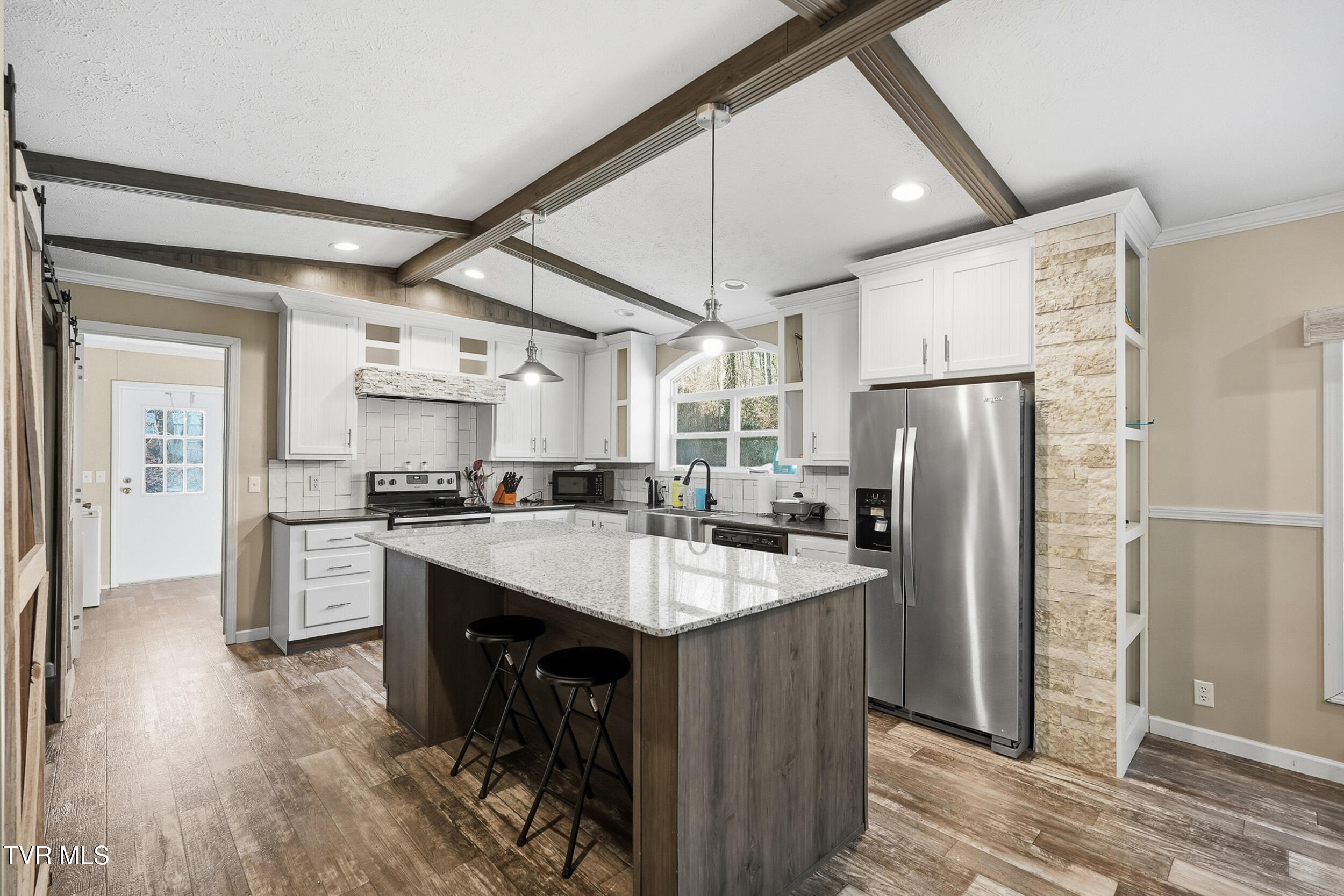 206 Wampler Avenue Southwest Wise, VA 24293 - Photo 6 of 28 3_dsc07543