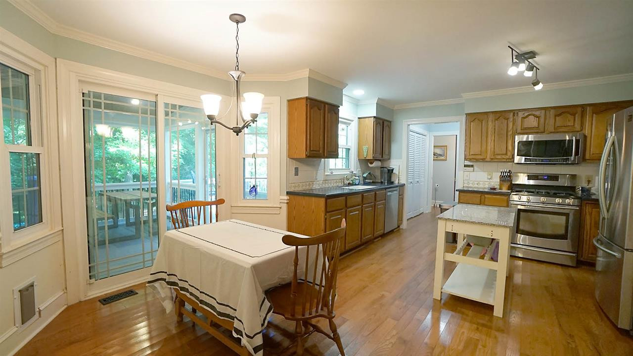 7813 Harbor Drive Raleigh, NC 27615 - Photo 7 of 30 Photo 7