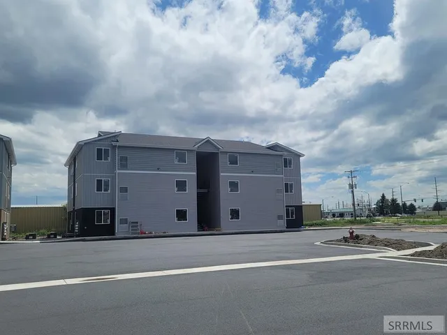 $218,900 | 238 Ella Lane, Unit 303, Rexburg, ID 83440