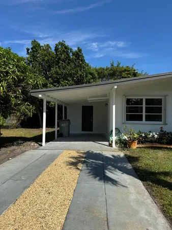 $2,950 | 1611 Northeast 46th Street, Pompano Beach, FL 33064