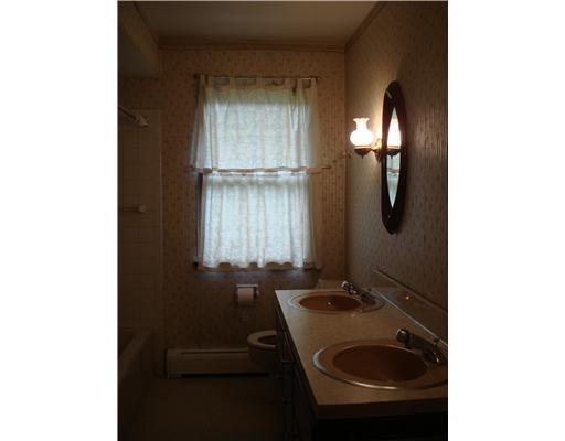 1583 Bellmonte Road Franklin Park, PA 15237 - Photo 12 of 18 Full Bath.