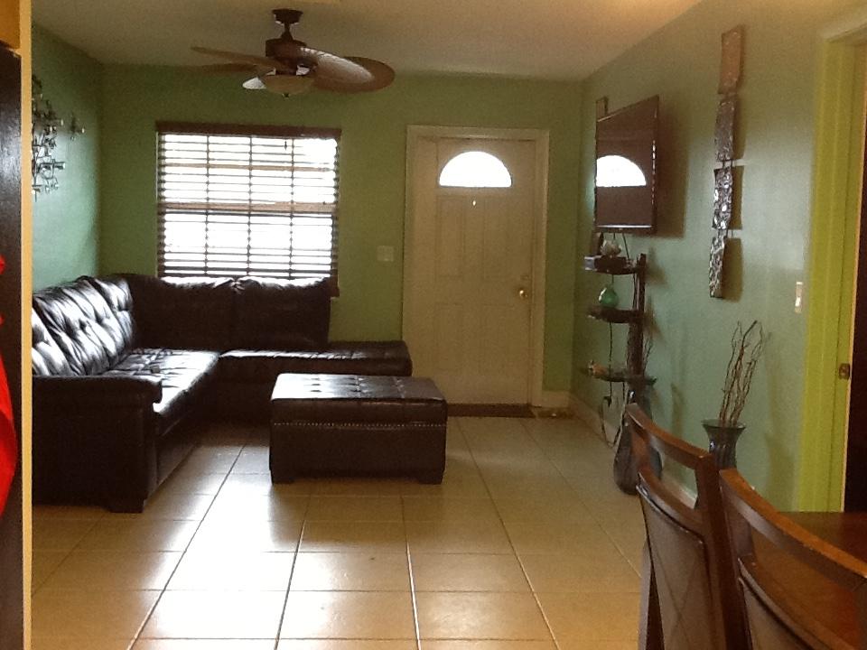 1112 South Ridge Road Lantana, FL 33462 - Photo 3 of 29 IMG_0873