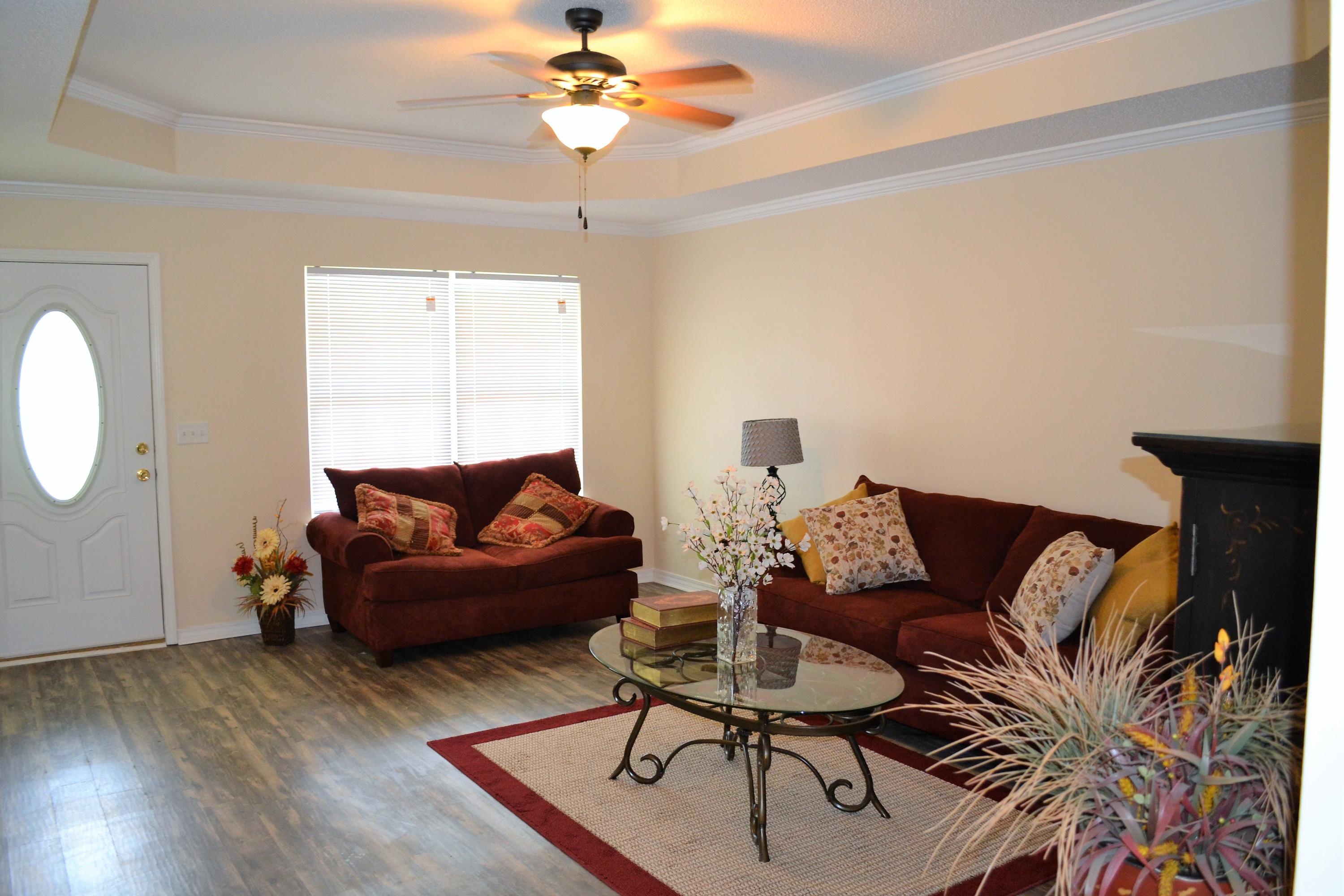 5237 Kervin Road Crestview, FL 32539 - Photo 3 of 28 a living room with furniture