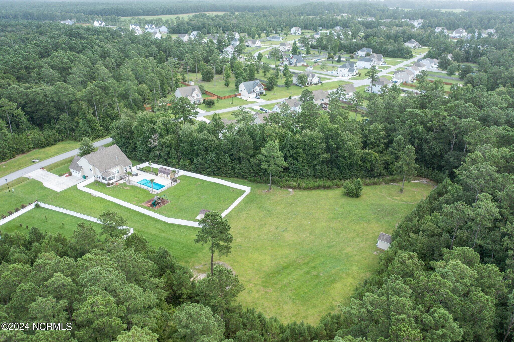 149 Peytons Ridge Drive Hubert, NC 28539 - Photo 4 of 62 12-web-or-mls-DJI_0442