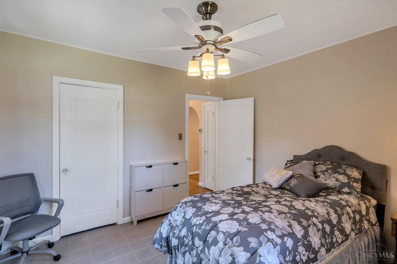 7151 Dunn Road Cincinnati, OH 45230 - Photo 21 of 50