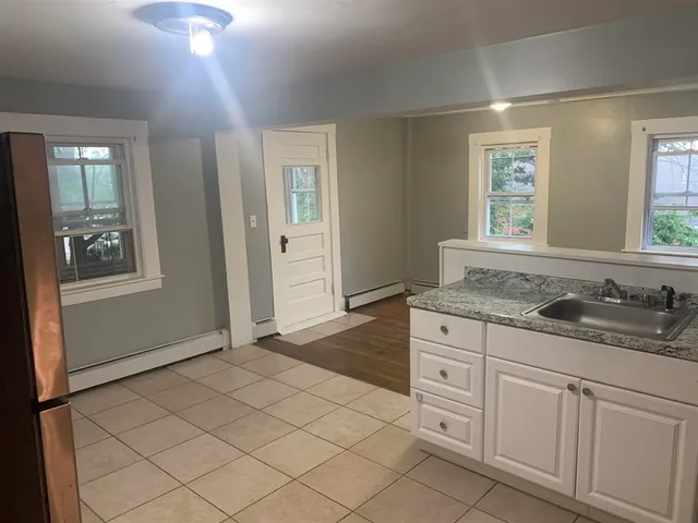 $2,495 | 12-14 Broad Street, Somersworth, NH 03878