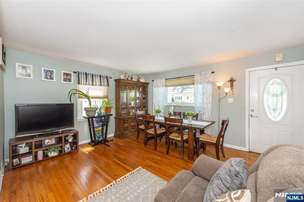 88 Ozone Avenue Cedar Grove, NJ 07009 - Photo 16 of 24