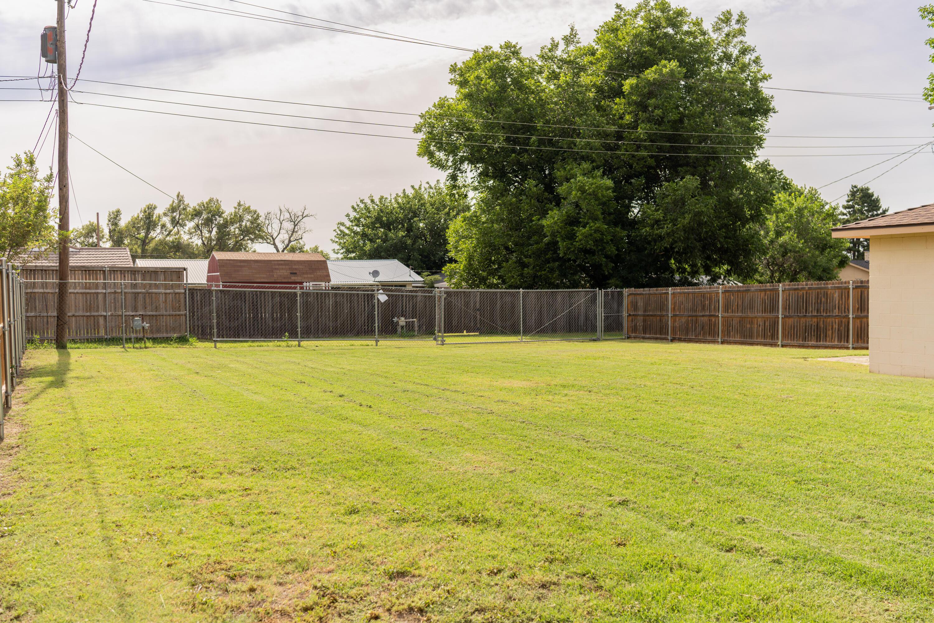 1002 South Main Street Wheeler, TX 79096 - Photo 6 of 33 DSC08415