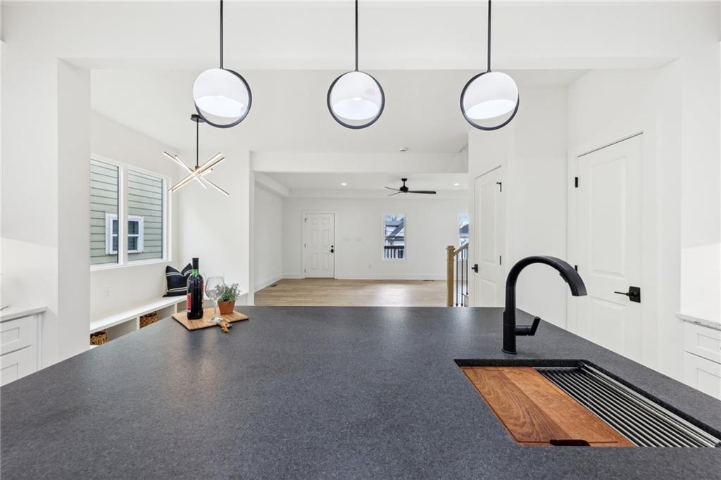 727 Garibaldi Street Southwest Atlanta, GA 30310 - Photo 17 of 84