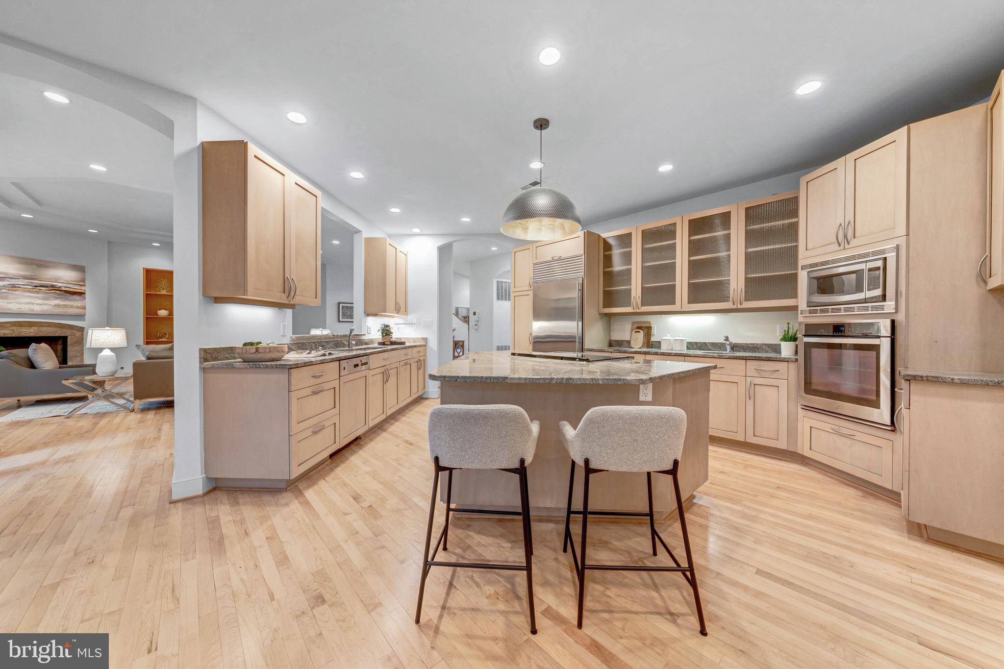 5933 Woodley Road McLean, VA 22101 - Photo 21 of 58 Kitchen