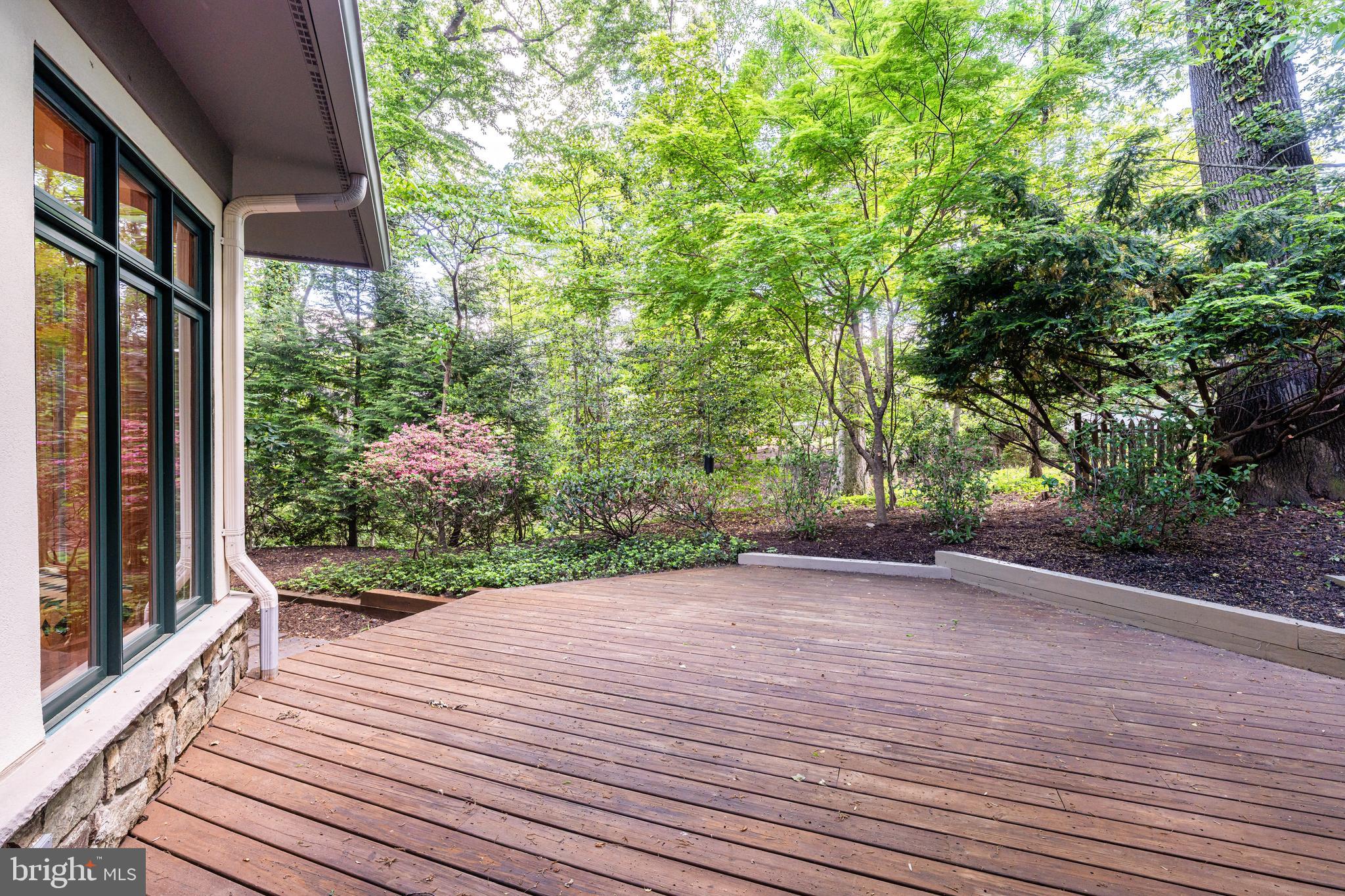 5933 Woodley Road McLean, VA 22101 - Photo 31 of 58