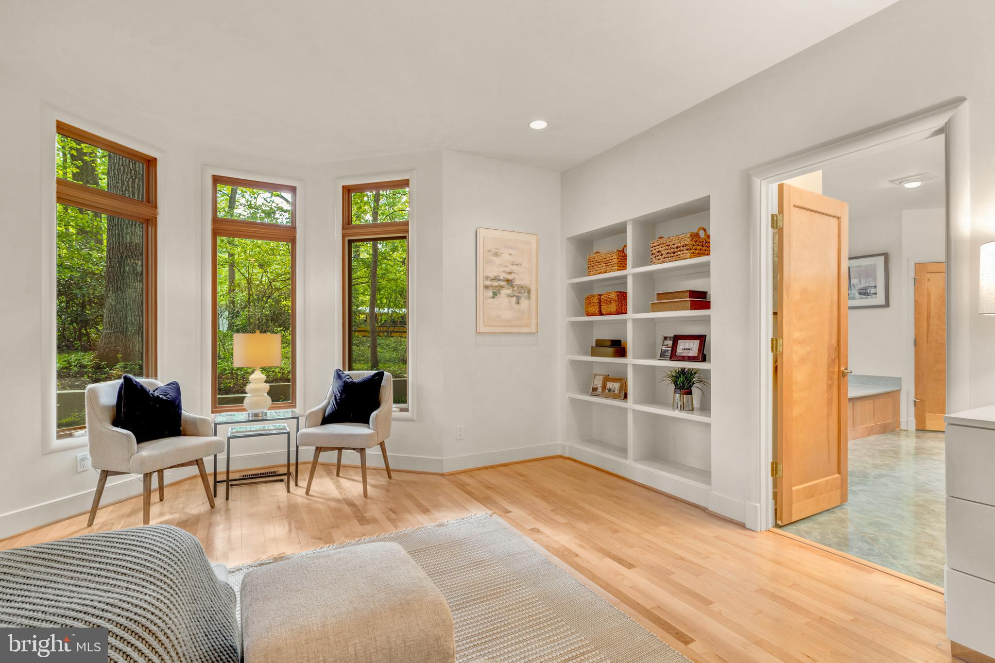 5933 Woodley Road McLean, VA 22101 - Photo 40 of 58 Primary Bedroom