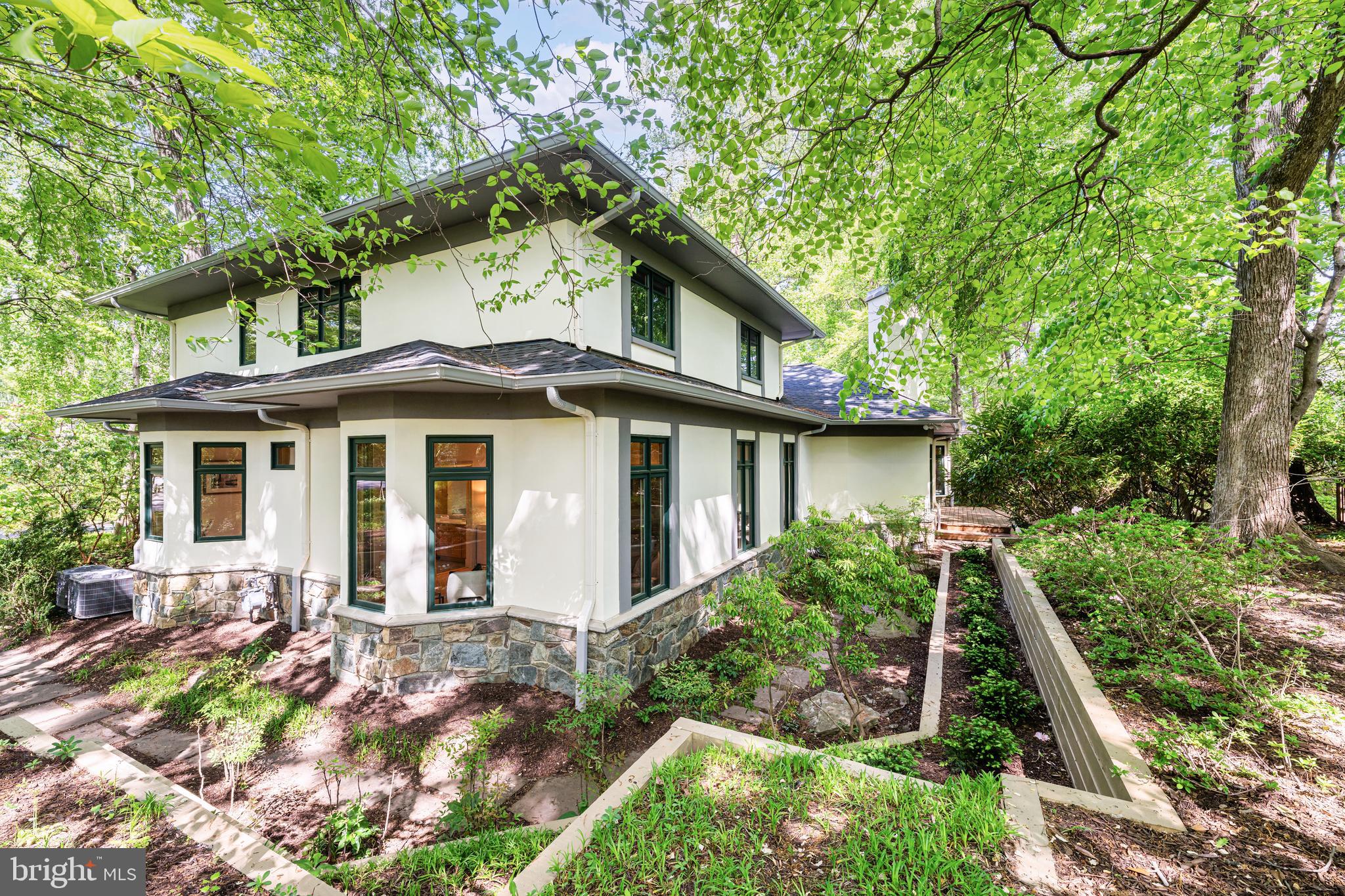 5933 Woodley Road McLean, VA 22101 - Photo 53 of 58 Back Exterior