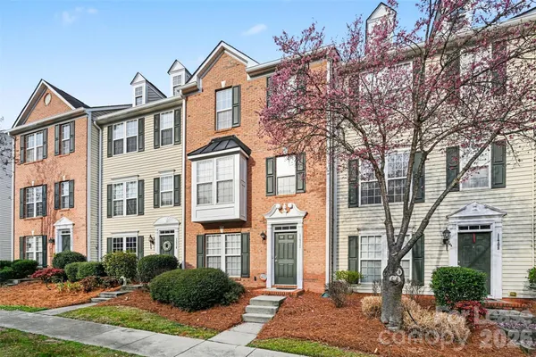 $2,300 | 11712 Fiddlers Roof Lane, Charlotte, NC 28277
