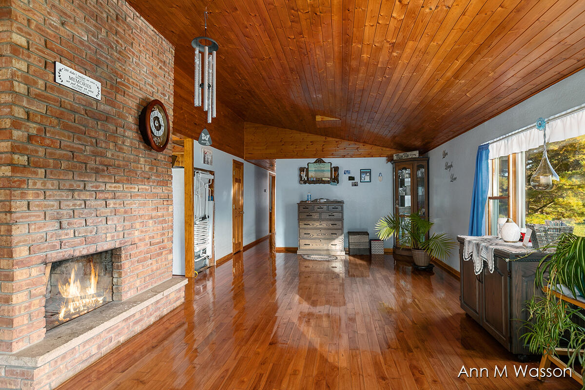 5911 East Butler Road Dowling, MI 49050 - Photo 16 of 54 IMG_1015