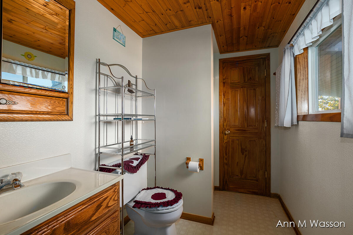 5911 East Butler Road Dowling, MI 49050 - Photo 19 of 54 IMG_1018