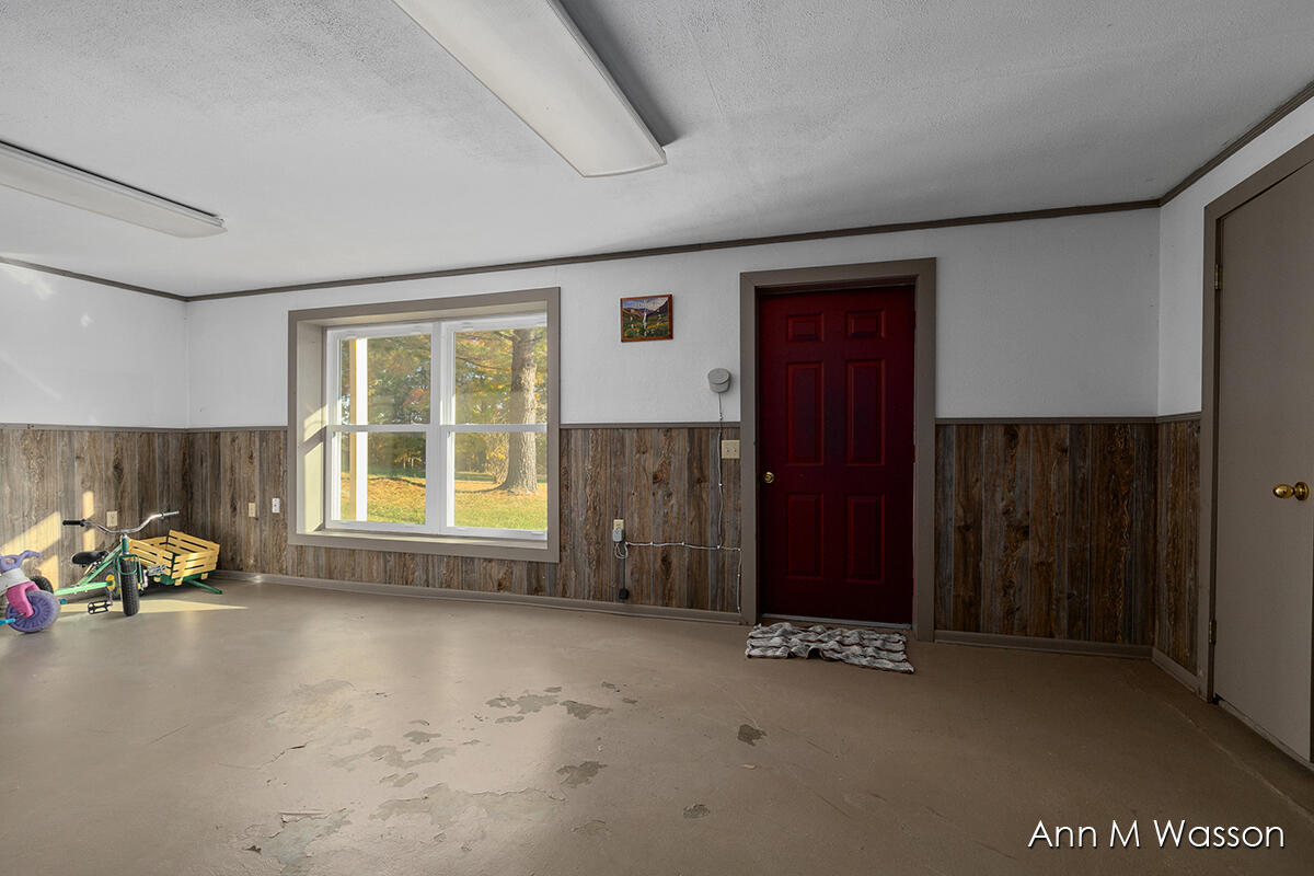 5911 East Butler Road Dowling, MI 49050 - Photo 23 of 54 IMG_1022