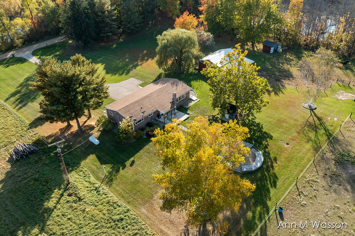 5911 East Butler Road Dowling, MI 49050 - Photo 46 of 54 IMG_1045