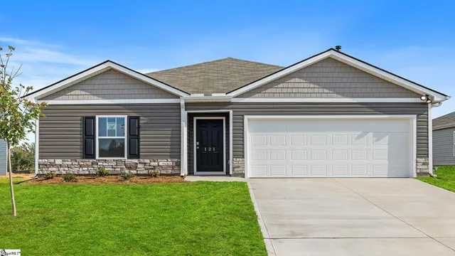 $244,450 | 121 Elgin Drive, Laurens, SC 29360