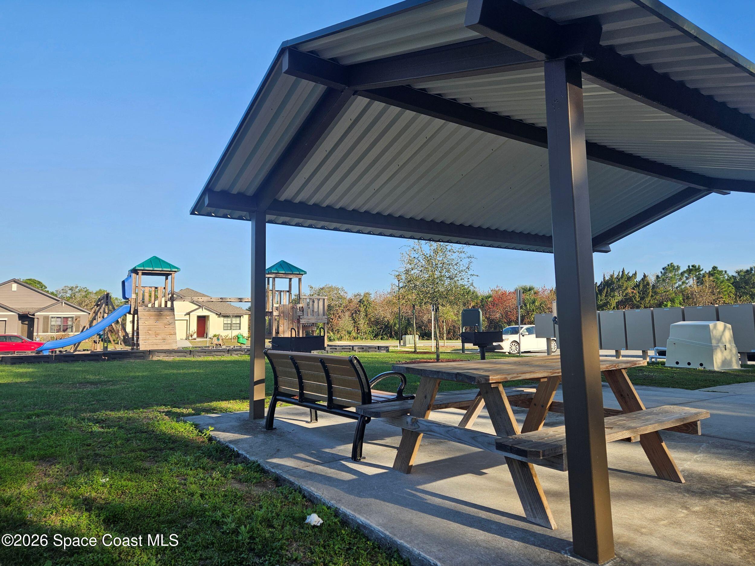 4872 Talbot Boulevard Cocoa, FL 32926 - Photo 63 of 69 Picnic Area with BBQ Grill