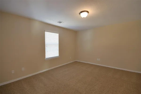 $2,200 | 3615 Kennington Court, Huffman, TX 77336