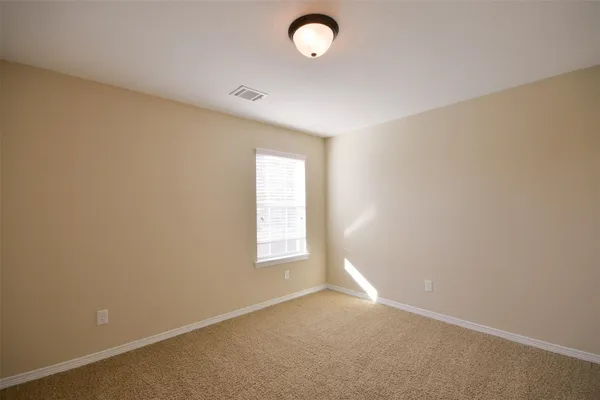 $2,200 | 3615 Kennington Court, Huffman, TX 77336