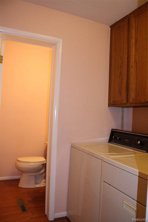 2805 Franklin Road Bloomfield Hills, MI 48302 - Photo 7 of 9 franklin rd laundry.JPG