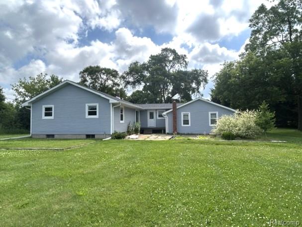 8475 Bridge Lake Road Clarkston, MI 48348 - Photo 3 of 31 Huge lot