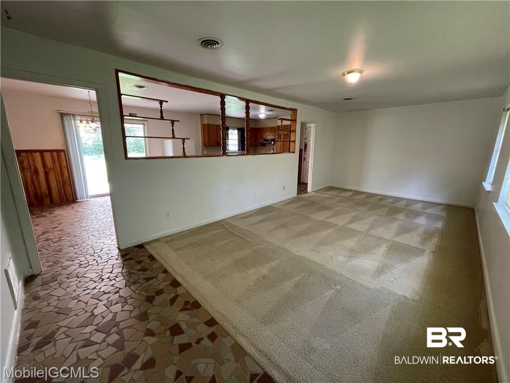 2303 Club House Road Mobile, AL 36605 - Photo 4 of 18