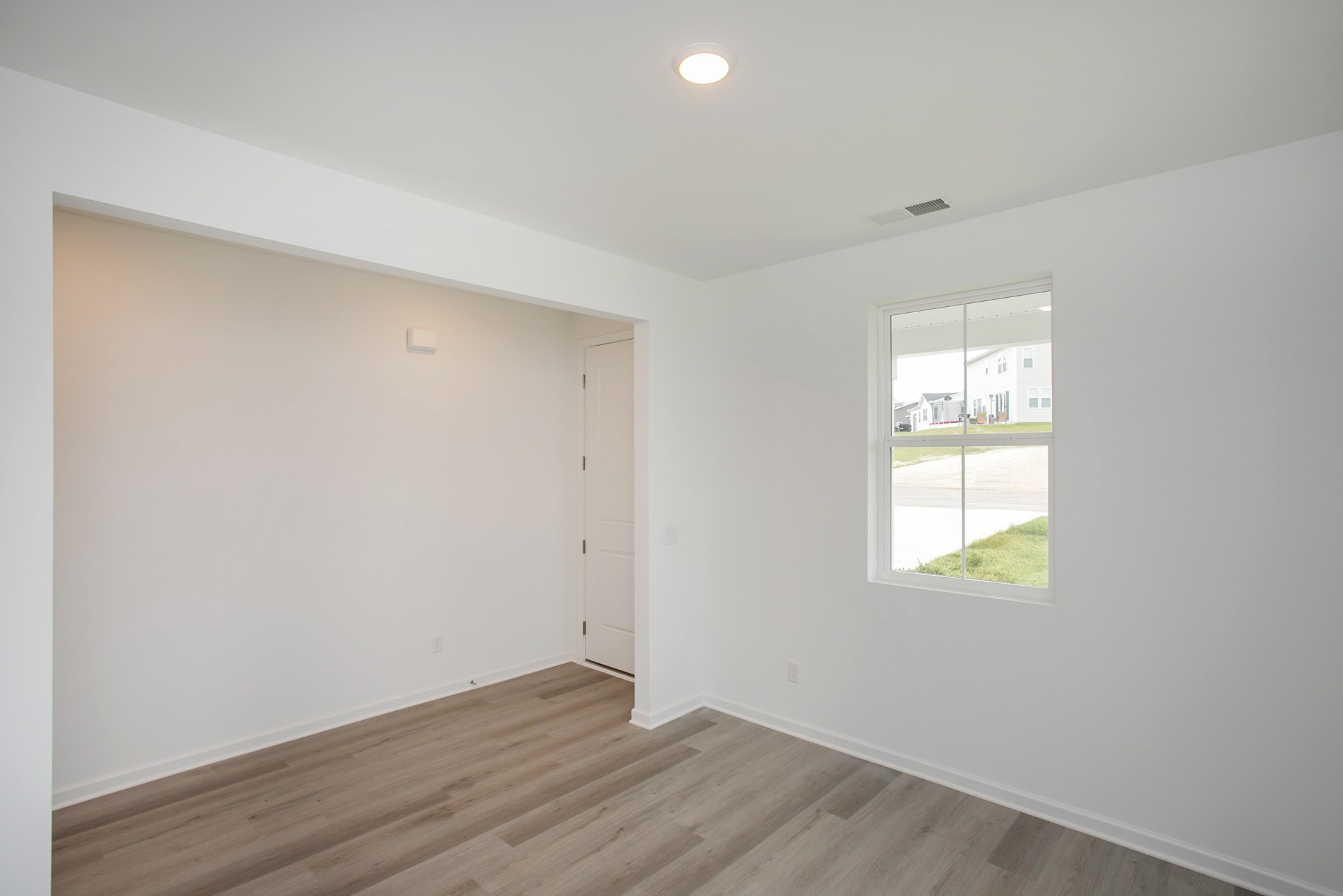 627 Maple Bend Dickson, TN 37055 - Photo 12 of 44 Gallery Image 12