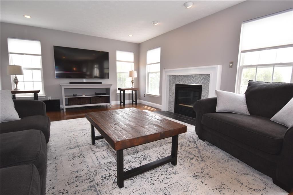 475 Hickory Grade Road Bridgeville, PA 15017 - Photo 4 of 14 Gallery Image 4