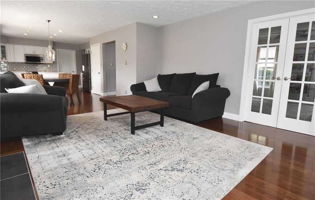 475 Hickory Grade Road Bridgeville, PA 15017 - Photo 5 of 14 Gallery Image 5