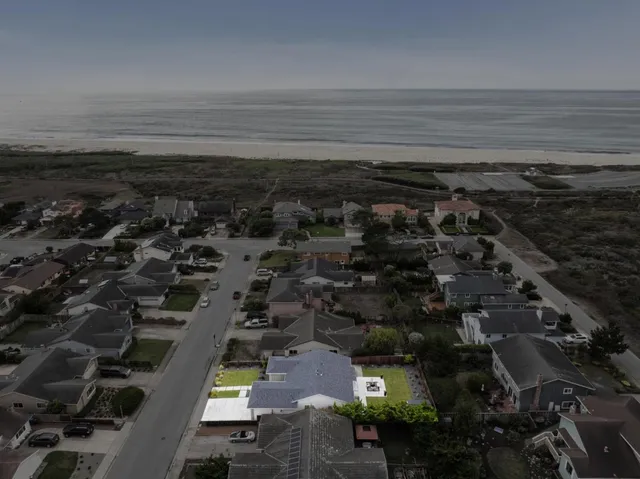 $1,799,000 | 408 Beach Avenue, Half Moon Bay, CA 94019