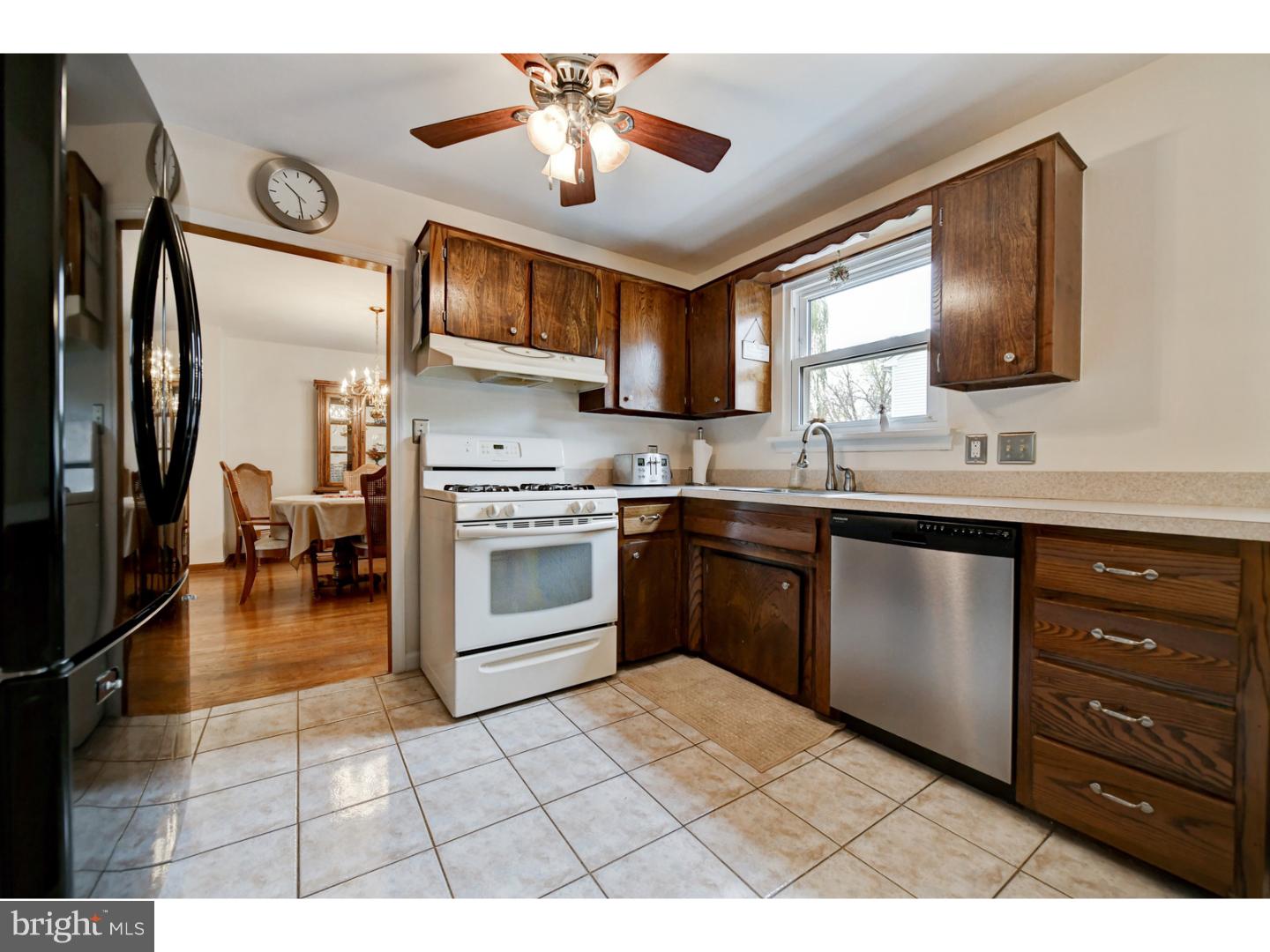 100 Woodbridge Road Evesham, NJ 08053 - Photo 8 of 24 Kitchen