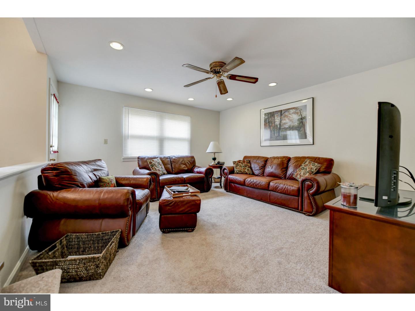 100 Woodbridge Road Evesham, NJ 08053 - Photo 10 of 24 Family Room