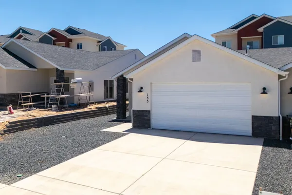 $368,000 | 127 West 2725th Street North, Cedar City, UT 84721
