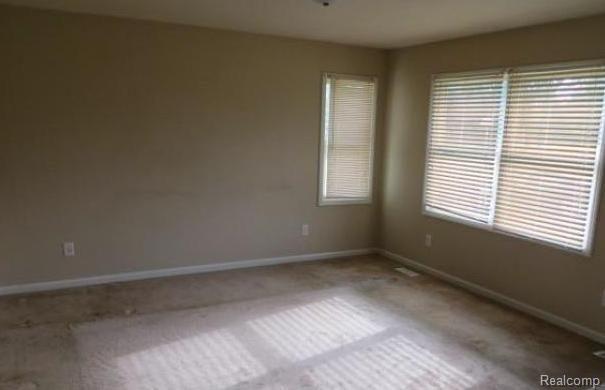 7145381245 Living Room.JPG
