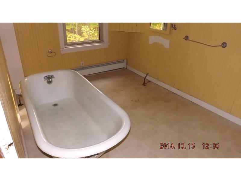 26 Musselman Road Standish, ME 04084 - Photo 11 of 11 Bathroom.