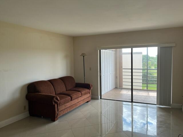 9300 Southwest 8th Street, Unit 408 Boca Raton, FL 33428 - Photo 5 of 18 5-Living area