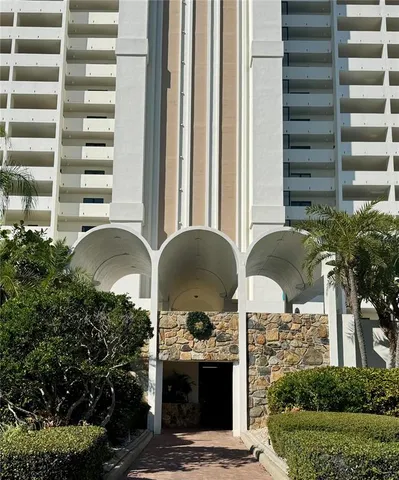 $4,000 | 1230 Gulf Boulevard, Unit 1402, Clearwater Beach, FL 33767